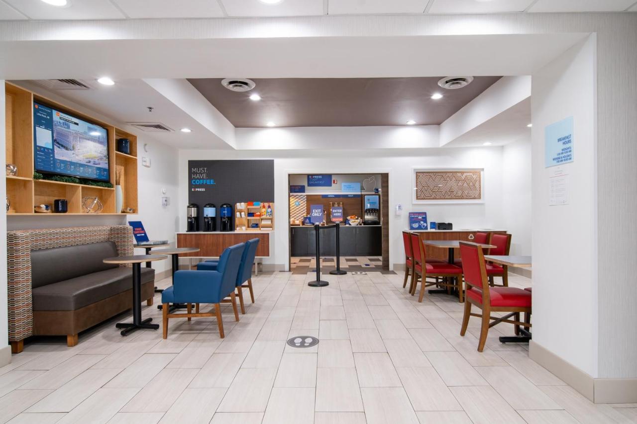 Holiday Inn Express Hotel & Suites Bedford By Ihg Kültér fotó