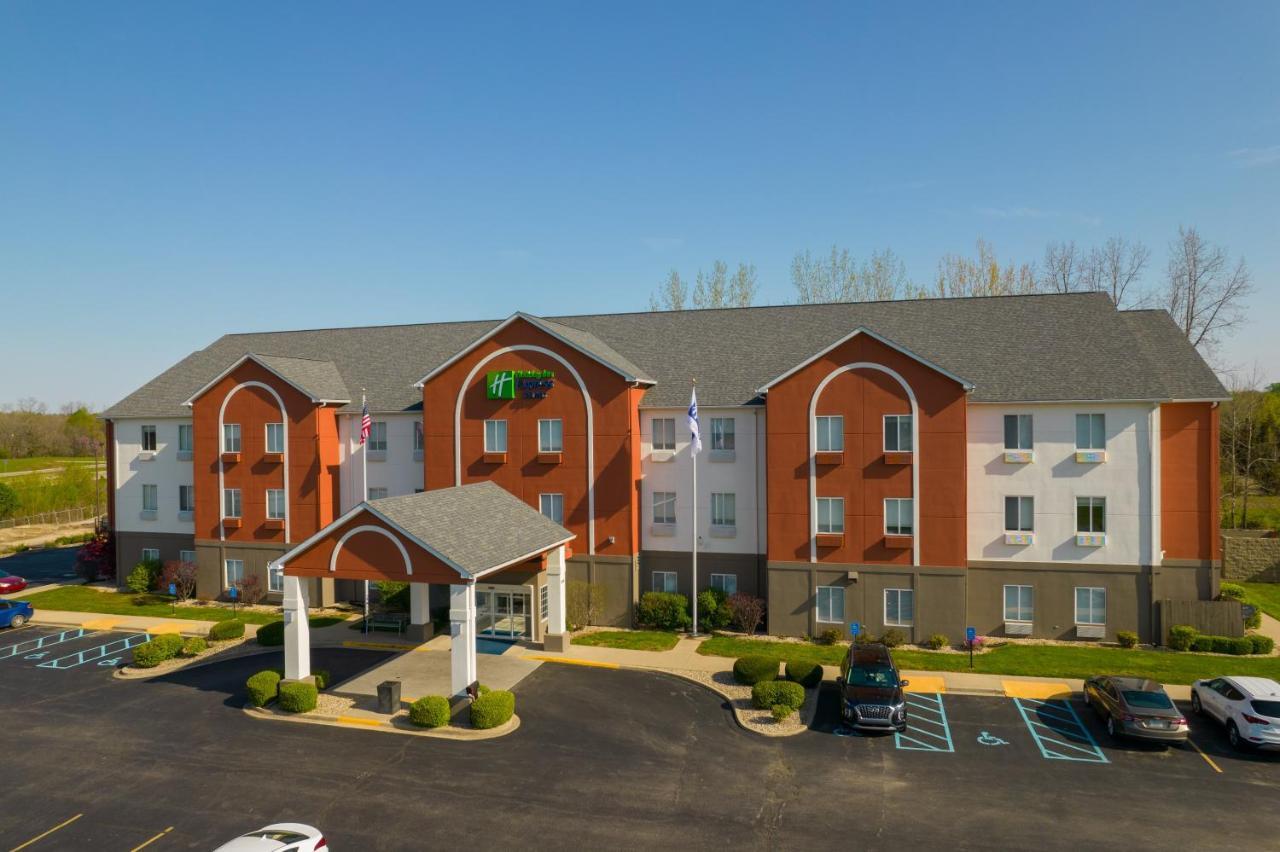 Holiday Inn Express Hotel & Suites Bedford By Ihg Kültér fotó