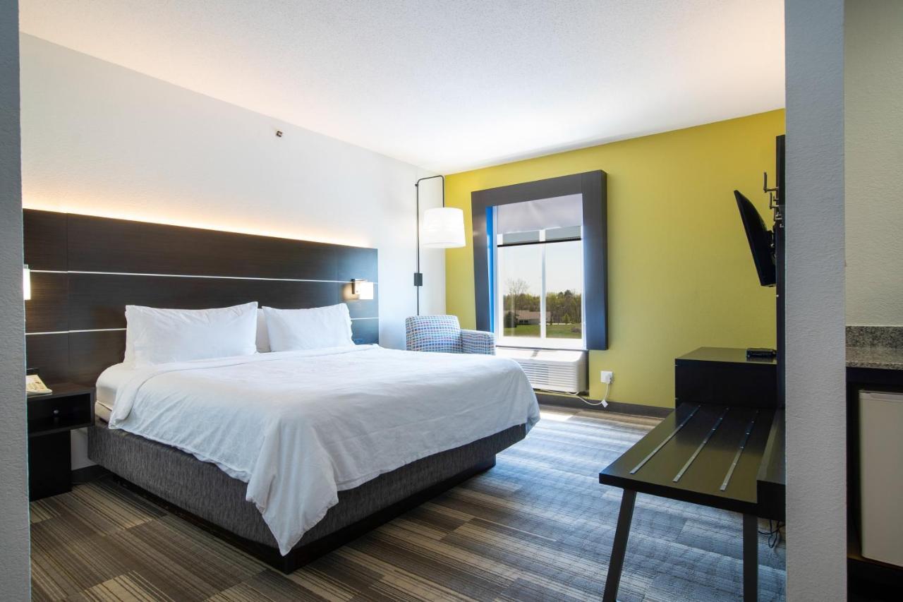 Holiday Inn Express Hotel & Suites Bedford By Ihg Kültér fotó