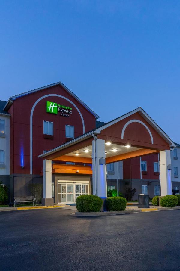 Holiday Inn Express Hotel & Suites Bedford By Ihg Kültér fotó