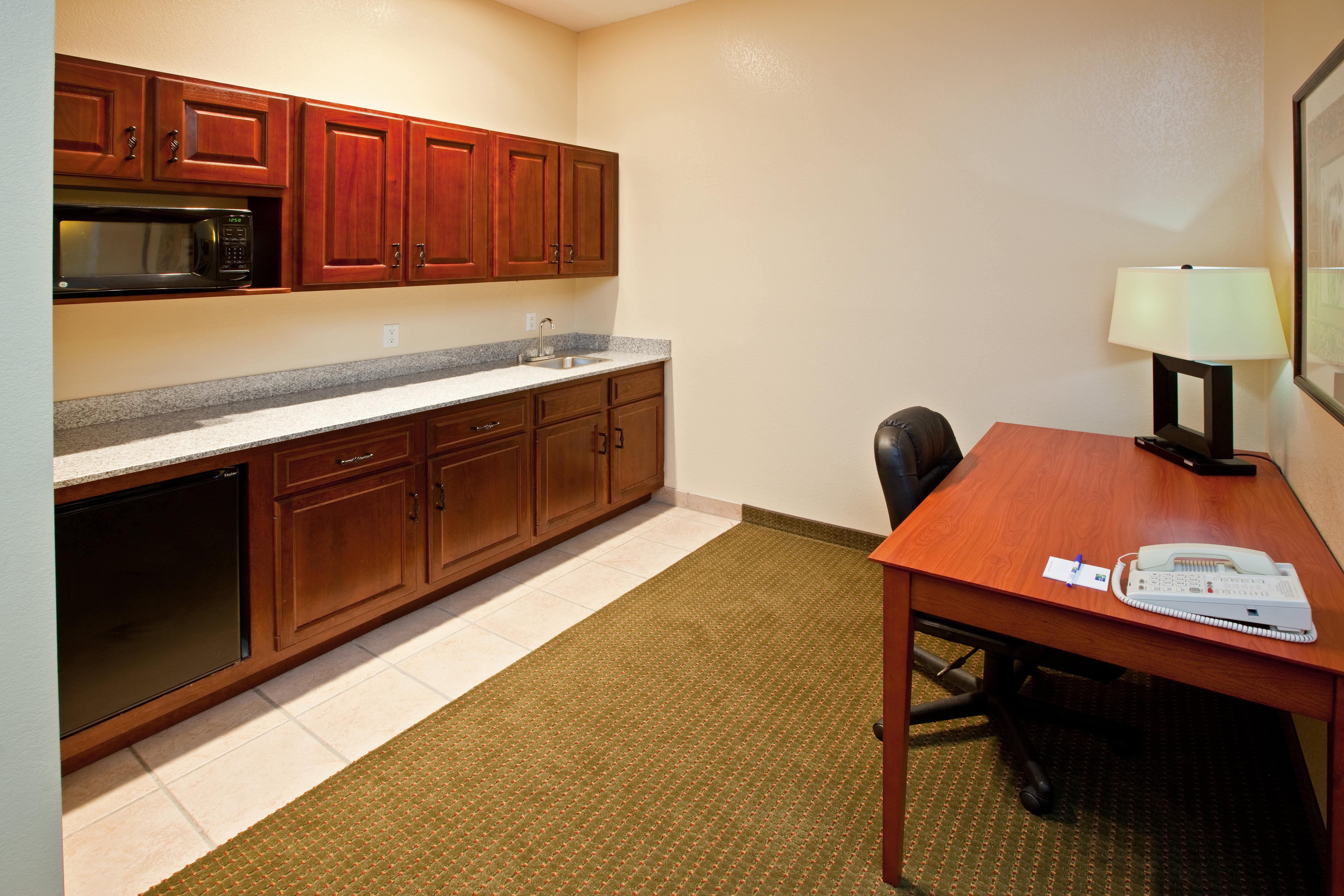 Holiday Inn Express Hotel & Suites Bedford By Ihg Kültér fotó