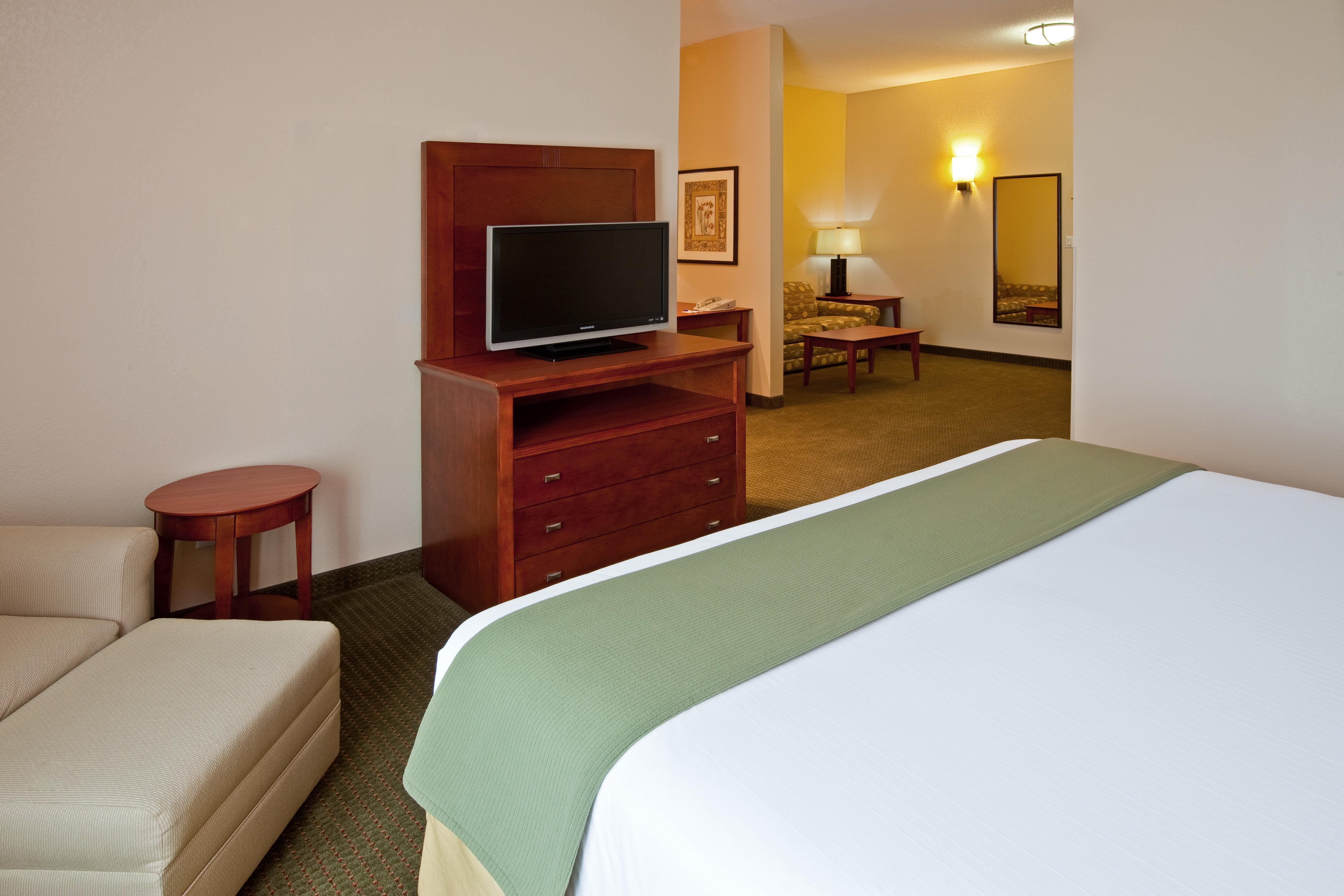 Holiday Inn Express Hotel & Suites Bedford By Ihg Kültér fotó